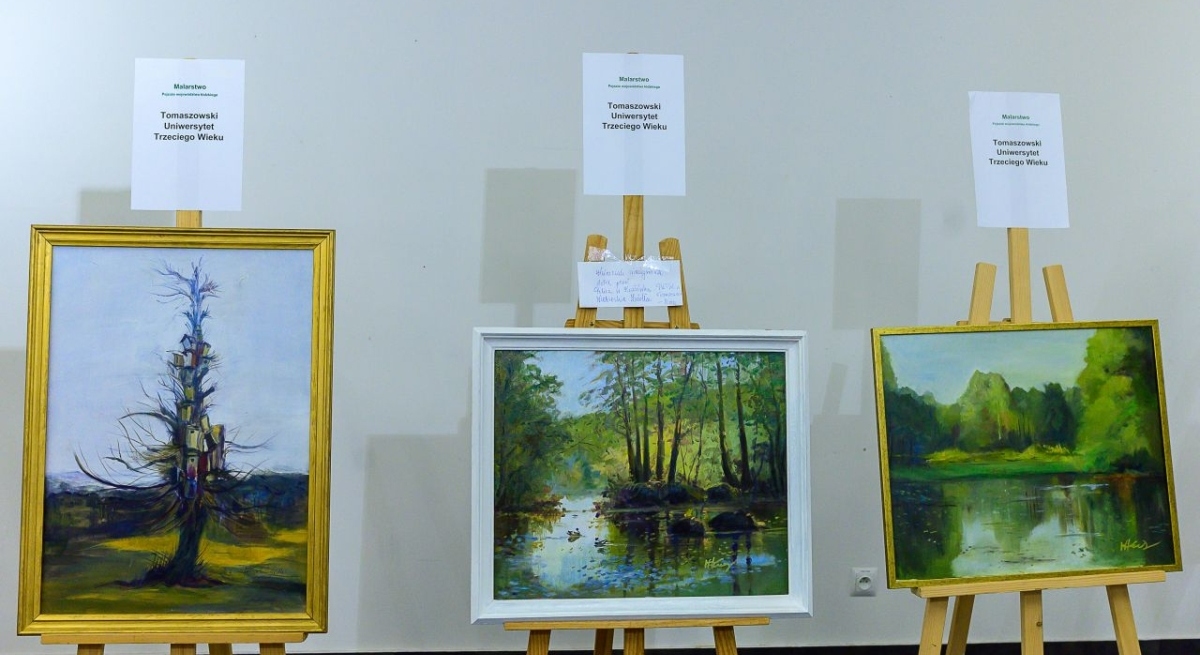 Rozstrzygnięcie III Przeglądu Twórczości Artystycznej Seniorów pn. “Co nam w duszy gra...”