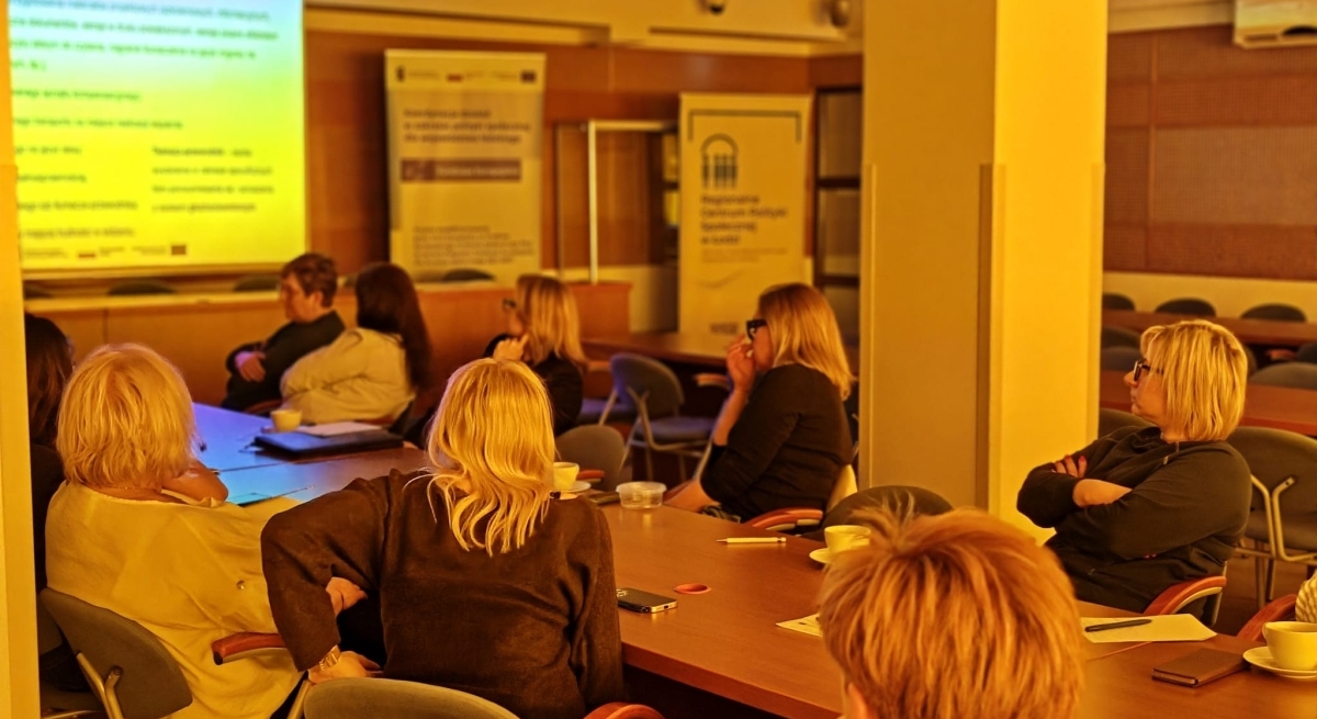 Spotkanie informacyjno - szkoleniowe w zakresie zarządzania dostępnością infrastruktury związanej ze świadczeniem usług społecznych